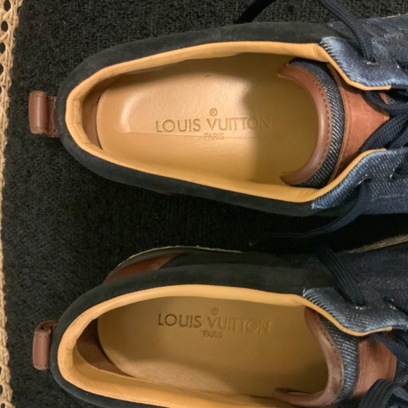LOUIS VUITTON DENIM SNEAKERS LV SIZE 9 - Picture 4 of 8